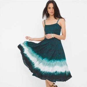 White House Black Market Dip Dye Fit and Flare Dress